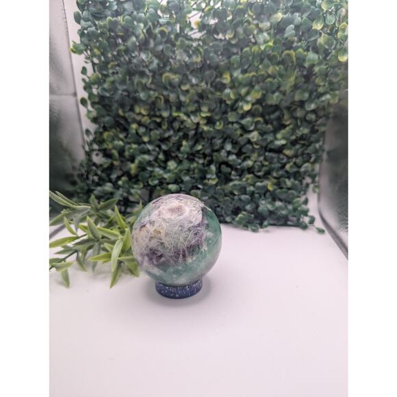 Large rainbow fluorite Sphere witchy UV collectible crystal purple pink snow - Picture 3 of 7